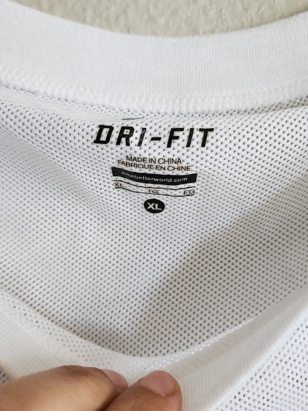 Nike Dri-Fit White Mesh Asymmetrical Pullover Sweatshirt XL - Picture 5 of 8